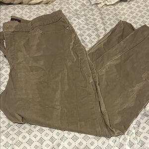 Gloria Vanderbilt Amanda 2.0 Slim Khaki Chinos - 16